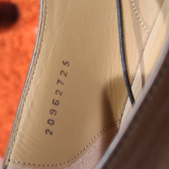 Hugo Boss - Picture 3 of 6